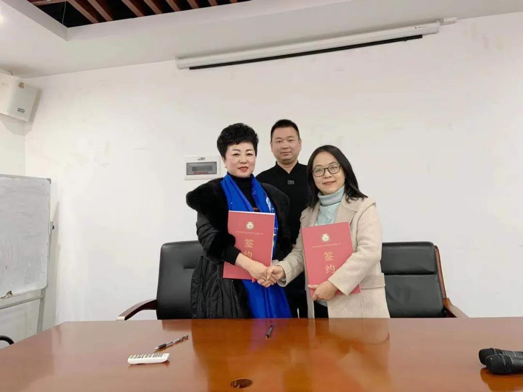 涛羽牵手管理咨询资深专家蔡琳女士